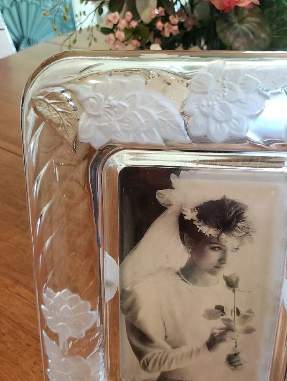 Crystal Clear Signatures Floral Photo Frame